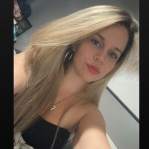 Meet your Posher, Marcela